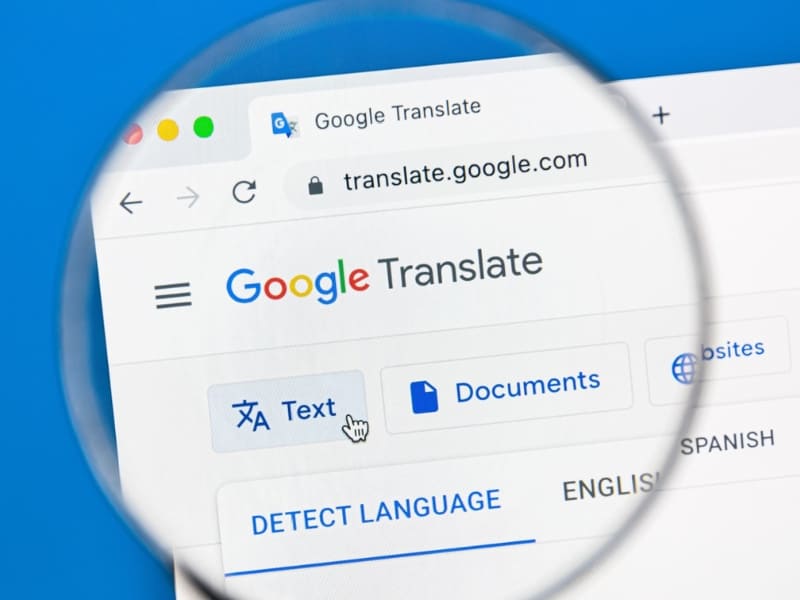 Google Translate hỗ trợ dịch thuật nhanh chóng