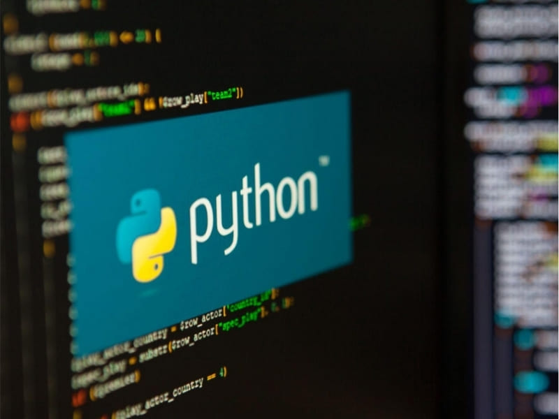 Tính Eigenvalues và Eigenvectors bằng phần mềm Python và NumPy